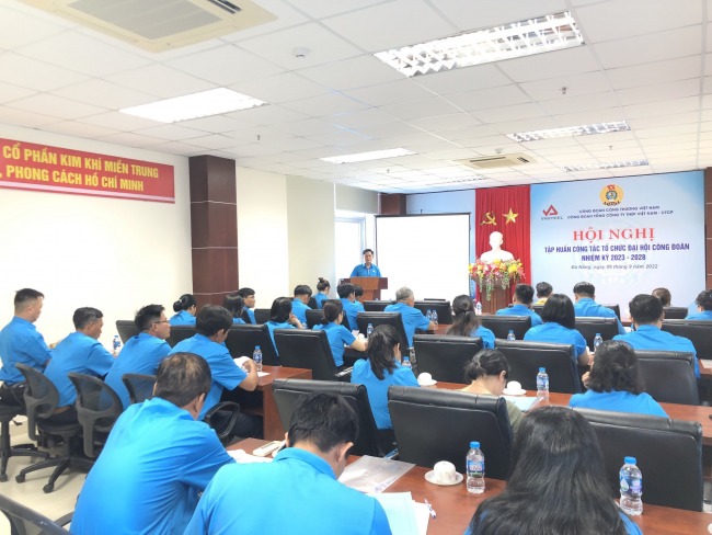 Quang cảnh tập huấn Công tác tổ chức Đại hội Công đoàn tại KV Miền Trung